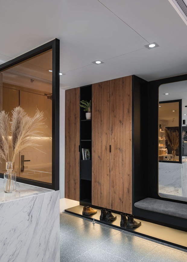 Căn hộ cải tạo của chồng nghiện nhà, vợ yêu bếp, chi phí hết 850 triệu, thành quả chỉ biết thốt lên: May mà nghe KTS!-33