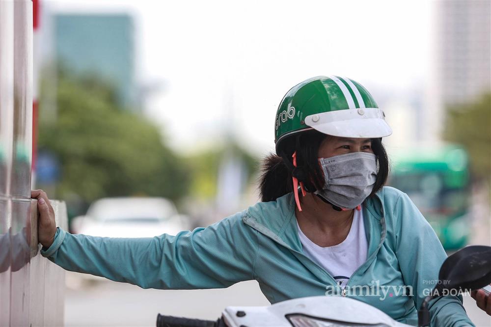 Chuyện những người phụ nữ làm việc đàn ông trên đường phố Hà Nội-6