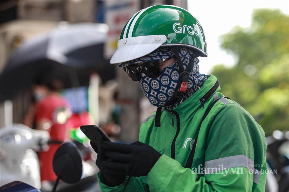 Chuyện những người phụ nữ làm việc đàn ông trên đường phố Hà Nội-13