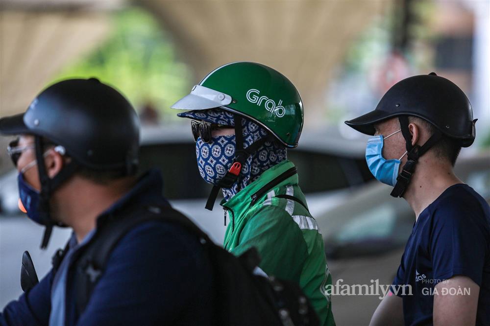 Chuyện những người phụ nữ làm việc đàn ông trên đường phố Hà Nội-9