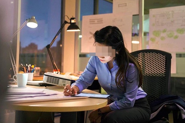 Nữ giáo viên 29 tuổi qua đời vì ung thư gan, bác sĩ nói: Tiếc là đã duy trì 2 thói quen này quá lâu-2