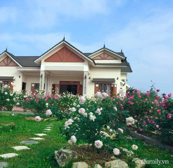 Cuộc sống an yên trong ngôi nhà có vườn hoa hồng quanh năm tỏa hương sắc của gia đình 3 thế hệ ở Ba Vì, Hà Nội-11