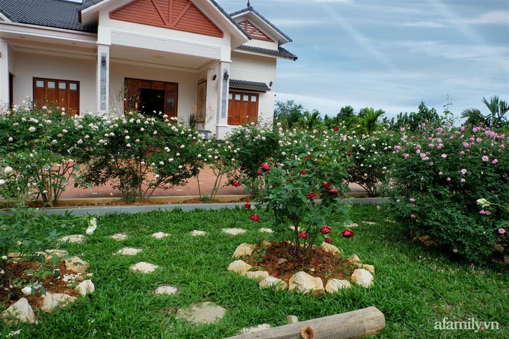Cuộc sống an yên trong ngôi nhà có vườn hoa hồng quanh năm tỏa hương sắc của gia đình 3 thế hệ ở Ba Vì, Hà Nội-20