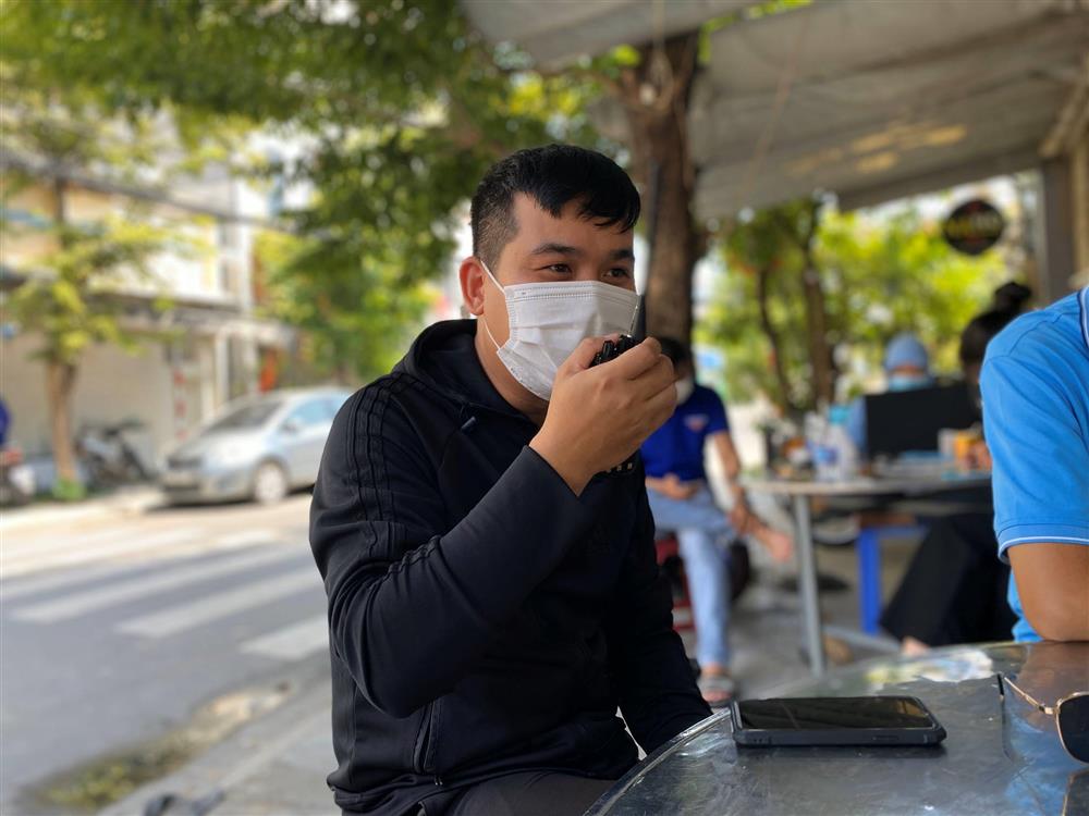 Bé trai 7 tuổi đánh bại COVID-19 bằng hành trình độc mã đầy dũng cảm từ lúc đi cách ly cho tới khi về nhà khiến người lớn cũng phải cảm phục-7