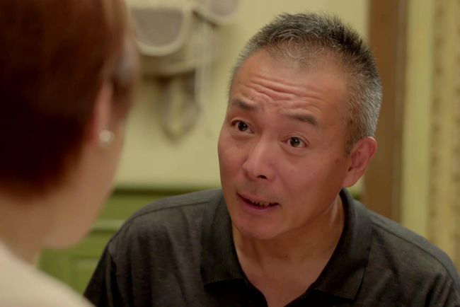 Lần đầu đến nhà ra mắt, chỉ một ánh mắt của bố chồng tương lai khiến tôi quyết định không về làm dâu-1