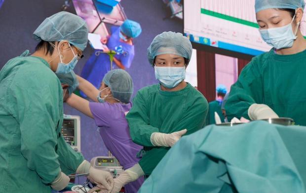 Đang trong quá trình trở dạ, sản phụ chỉ ho vài tiếng nhưng lại khiến bác sĩ sợ tái mặt-1