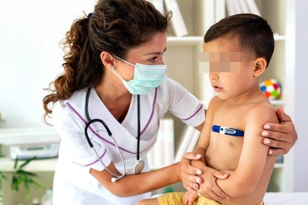 Các triệu chứng COVID-19 phổ biến ở trẻ em cha mẹ cần hết sức lưu ý-3