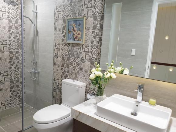 Không gian bên trong ngôi nhà khang trang của Hoàng tử xiếc Quốc Cơ và MC Hồng Phượng-10