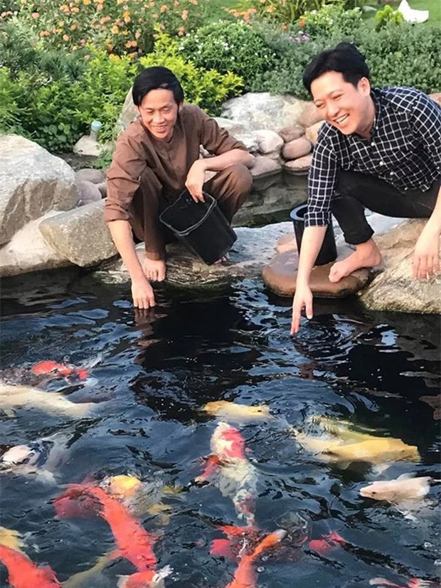 Nhà thờ hơn 100 tỷ của Hoài Linh hàng năm tổ chức lễ Giỗ Tổ sân khấu quy tụ hàng trăm nghệ sĩ, nuôi động thực vật quý hiếm-14