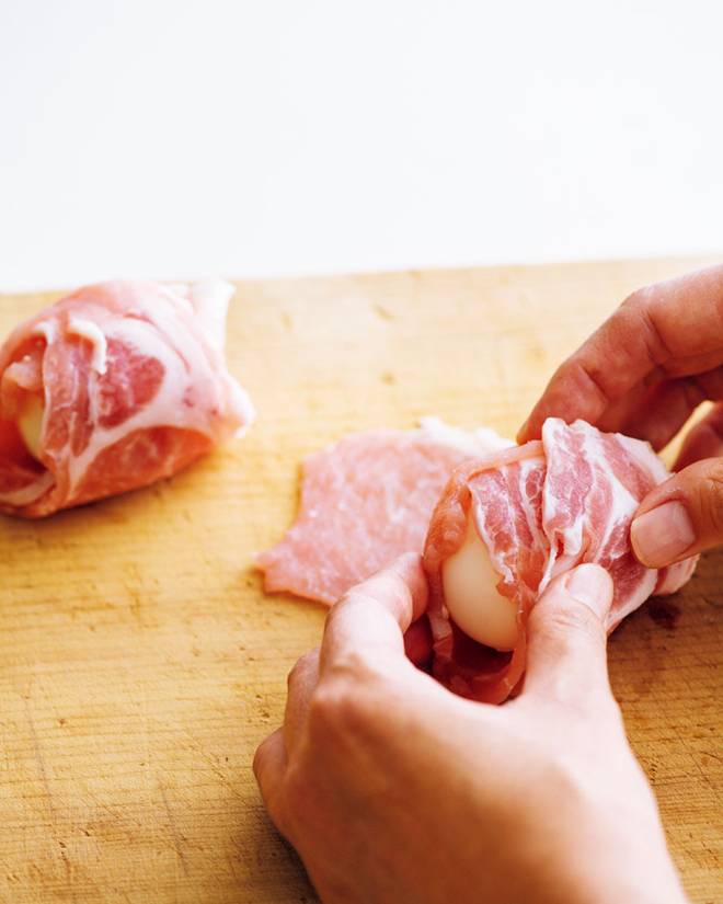 Trứng lòng đào bọc thịt sốt mặn ngọt, cả nhà ai cũng khen xuýt xoa-2