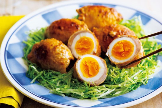 Trứng lòng đào bọc thịt sốt mặn ngọt, cả nhà ai cũng khen xuýt xoa