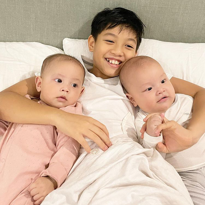 Điểm danh những hot kid là gương mặt vàng trong làng hài hước: Nhóc Sữa nhà Hằng Túi lầy từ lúc mới sinh, nhưng quý tử của Hà Hồ mới giành ngôi vô địch!-40