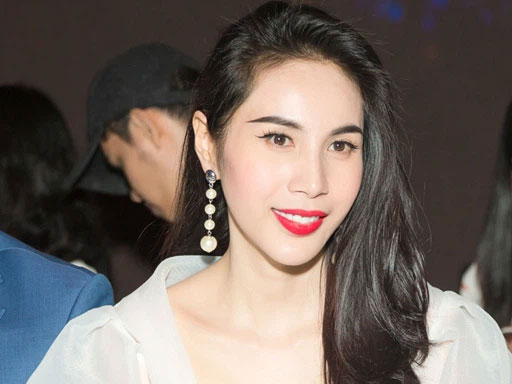 Hàng trăm fan của Thủy Tiên tấn công người đòi lại 30 triệu đồng chuyển nhầm và còn dọa đến nhà hành hung?-7