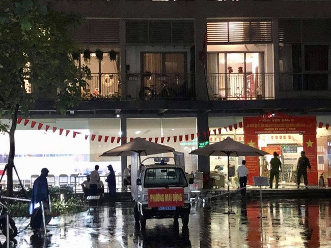 Tạm phong tỏa tòa Park 7 Times City để truy vết người liên quan F0-1