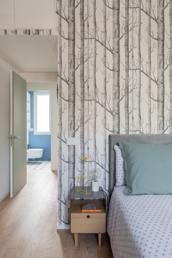 Trang trí nội thất cho gia đình thêm sống động với màu sắc tươi sáng, nhìn tưởng rối mắt mà vẫn sang trọng và cao cấp-24