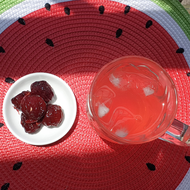 Nhà có nồi chiên không dầu lại còn đang mùa mận rẻ thì hãy làm món này để dành ăn dần nhé các chị-10