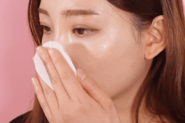 Tẩy trang theo cách này thì đừng hỏi tại sao da lên mụn, chảy xệ và lão hoá-10