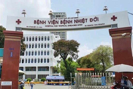 Nam sinh 22 tuổi ở Long An nhiễm biến chủng Ấn Độ, tình trạng đang rất nguy kịch