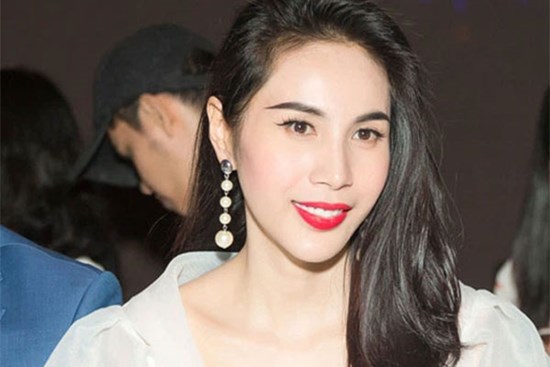 Thủy Tiên chính thức xin lỗi người đã gửi nhầm 30 triệu đồng cho mình và mong mọi người thông cảm vì sai sót này
