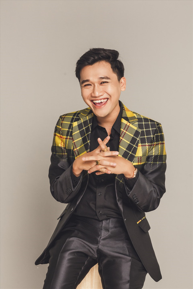 Xuân Nghị gây tranh cãi vì dùng ngôn từ thô tục để nói về bà Phương Hằng, còn gọi khán giả là robot khi bị góp ý?-5