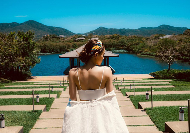 Lệ Quyên diện khăn turban rất xinh, nhưng so với Hà Hồ thì có đẹp hơn?-7