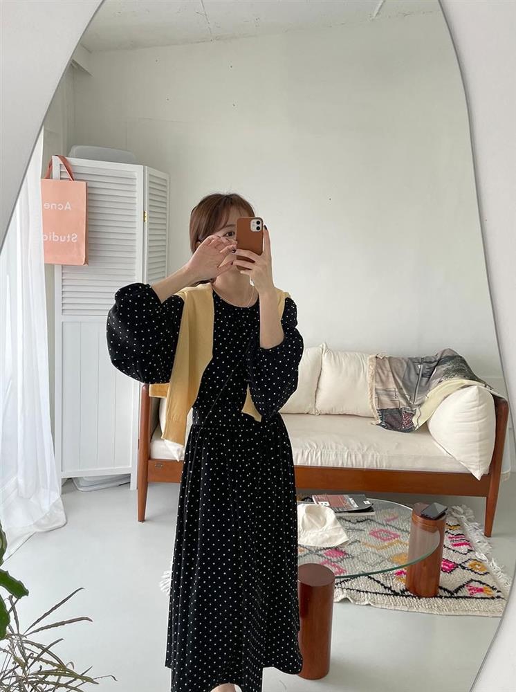 3 mẫu váy trẻ trung và ăn ảnh hơn cả váy trắng, ngắm là muốn hốt trọn về nhà-4