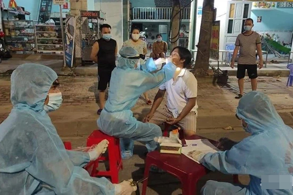 Bình Dương phát hiện 2 ca dương tính SARS-CoV-2 mới liên quan đến 3 trường hợp ở Hà Nội và Hà Tĩnh-1