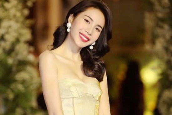 Khán giả chuyển nhầm 30 triệu lên tiếng: Chỉ ra 6 điều phản bác lời tố cáo của Thuỷ Tiên, nhờ công an xử lý vì bị fan doạ nạt