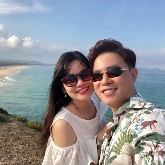 Nam MC VTV kết hôn khi đã ngoài 40 mà lấy được vợ giỏi, nhìn ảnh quý tử mới sinh lại càng ấn tượng hơn-3