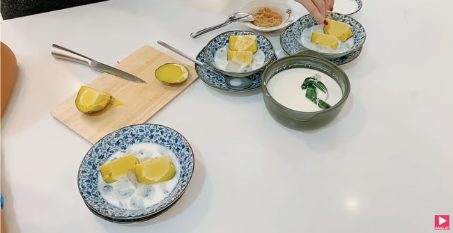 30 triệu có thể khiến Thủy Tiên đau đầu, chứ chuyện bếp núc nữ ca sĩ cân tất, nấu đủ món giữ chồng ai cũng phải xuýt xoa!-2