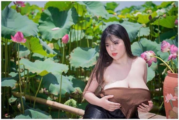 Nữ sinh ở Hải Dương có vòng một hơn 1m tung ảnh không mặc nội y gây xôn xao MXH-3