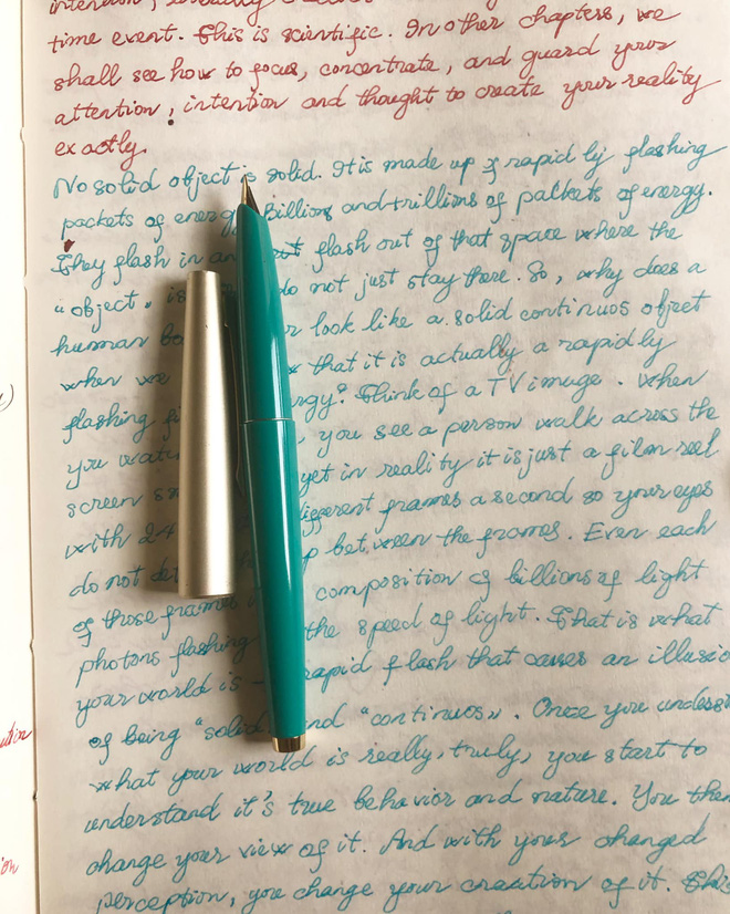 Cuộc sống đời thường của HH Nguyễn Thu Thuỷ: Dậy sớm, chạy bộ thường xuyên, thích viết lách và cực đảm đang-8