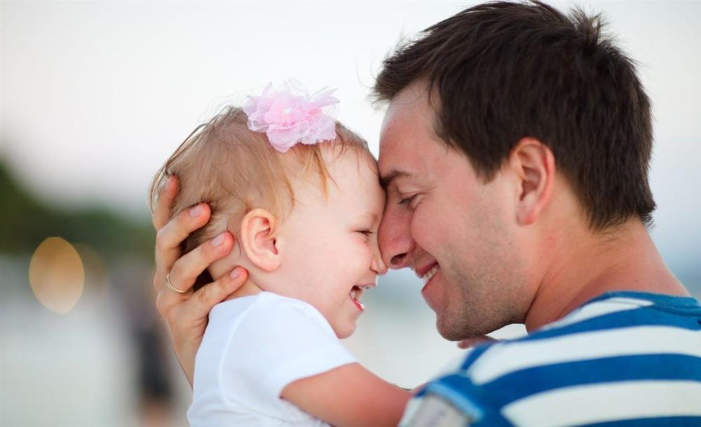 Đứa trẻ sinh ra giống con lai, người bố bí mật làm 3 xét nghiệm nhưng vẫn cho một kết quả là cha con, người vợ cuối cùng đành nói ra sự thật-2