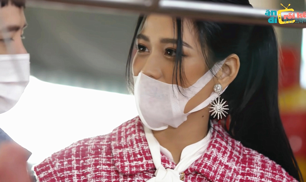 Hoa hậu Đỗ Thị Hà bị chê nói năng cộc lốc trên sóng truyền hình-1