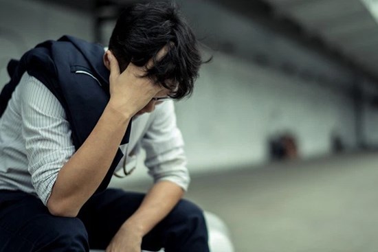Lấy vợ sau khi “cắm sừng” người yêu gắn bó 7 năm, người đàn ông nhận quả báo sớm chỉ sau 1 câu nói của chị họ