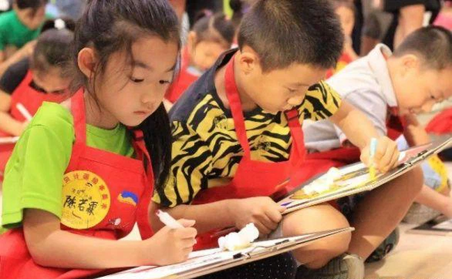 Bố mẹ thoáng đến mấy cũng phải ép con làm 3 việc này từ nhỏ, nếu thành công con bạn sẽ có cuộc sống vạn người mong-3