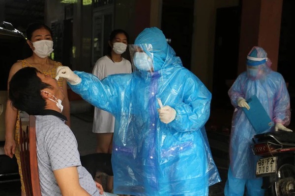 Hà Tĩnh ghi nhận thêm 2 ca dương tính với SARS-CoV-2-1