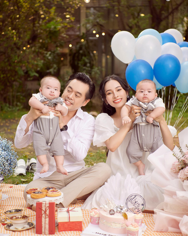 Được bác sĩ chọn ngày yêu giúp, vợ chồng nhạc sĩ Dương Khắc Linh chỉ việc làm theo, đậu luôn thai đôi-1