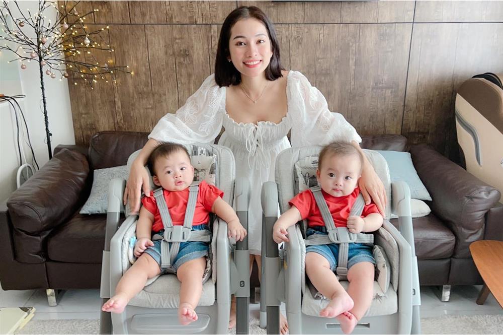 Được bác sĩ chọn ngày yêu giúp, vợ chồng nhạc sĩ Dương Khắc Linh chỉ việc làm theo, đậu luôn thai đôi-11