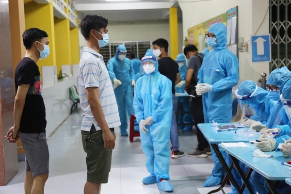 TP.HCM: Một cán bộ công an tại quận Tân Phú dương tính với SARS-CoV-2-2