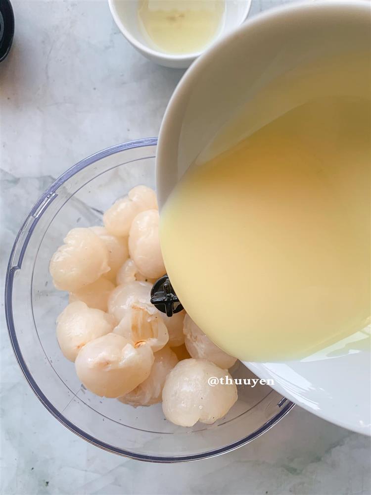 Hướng dẫn cách làm kem vải vừa lạ miệng lại cực bổ dưỡng, mùa hè được ăn món này thì còn gì bằng-5