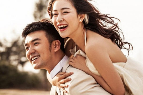 Bức hình thu hút 63 nghìn like: Bố đưa hai con ra mộ chúc mừng sinh nhật mẹ, nhìn chiếc bánh sinh nhật ai cũng nghẹn ngào-4