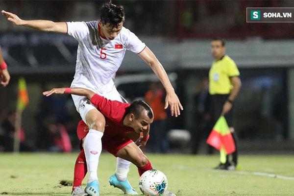 Tuyển thủ Việt Nam nào mặc số áo của Văn Lâm, Hùng Dũng khi đối đầu Indonesia?-4