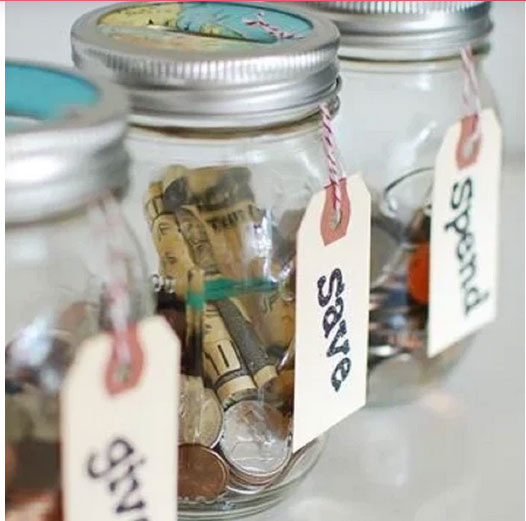 Đã và đang thực hiện 4 cách tiết kiệm, đầu tư này thì bạn chẳng bao giờ phải lo nghèo-1