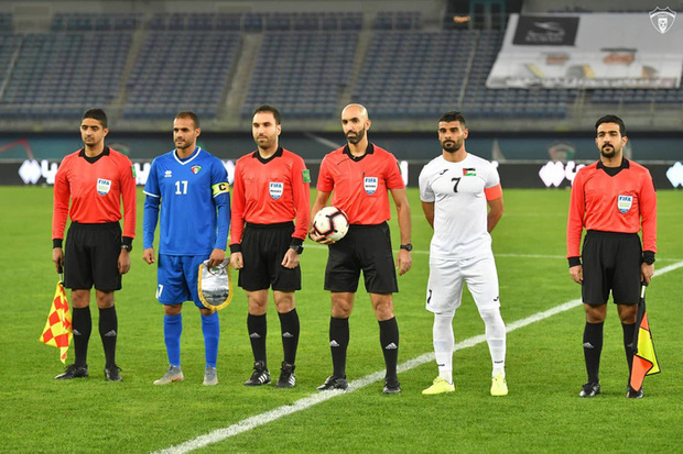 Trọng tài bắt trận Việt Nam - Indonesia từng thăm Hoàng thành Thăng Long-1