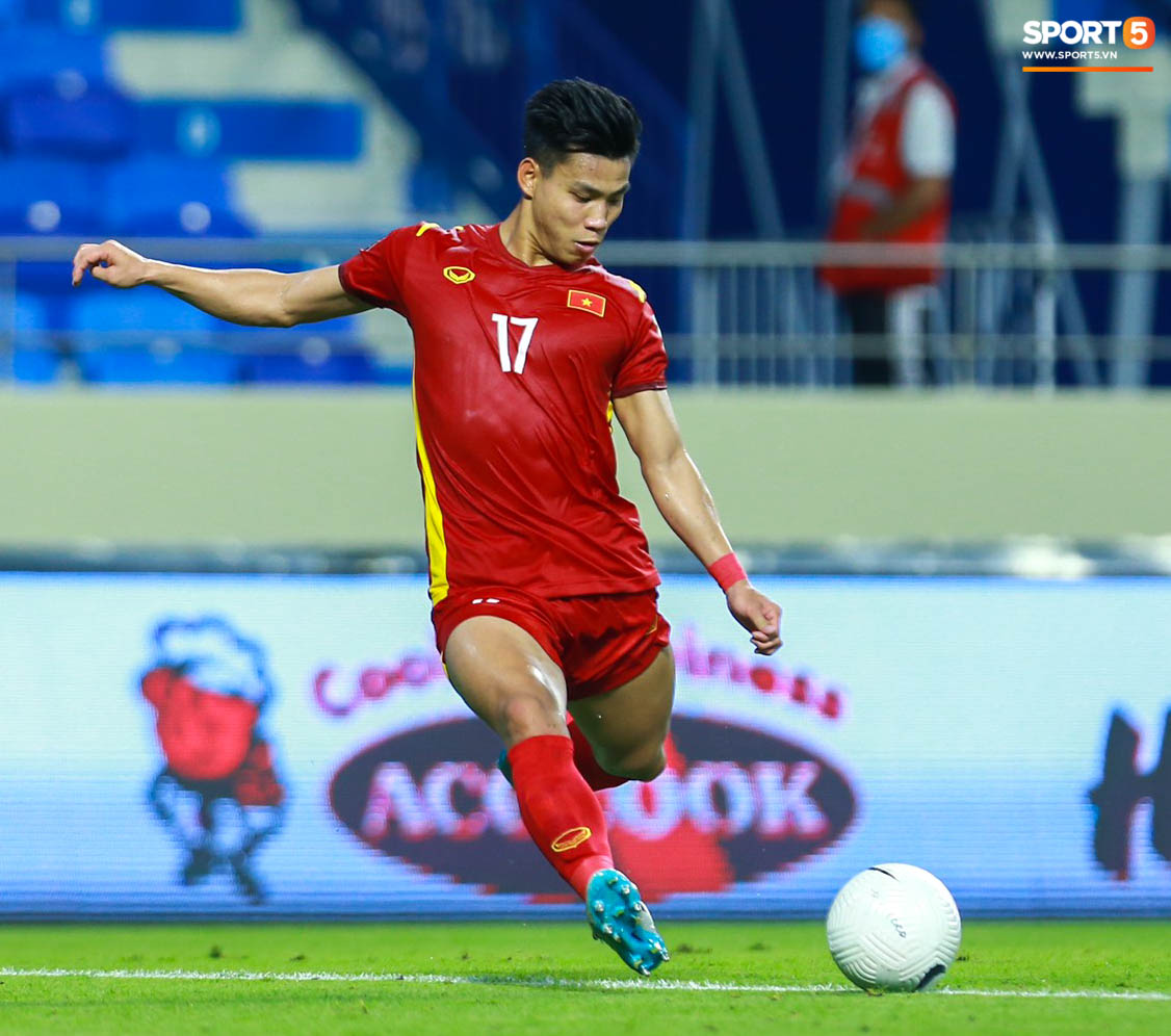 Những khoảnh khắc tuyệt đẹp của tuyển Việt Nam khiến người hâm mộ đổ rần rần-14