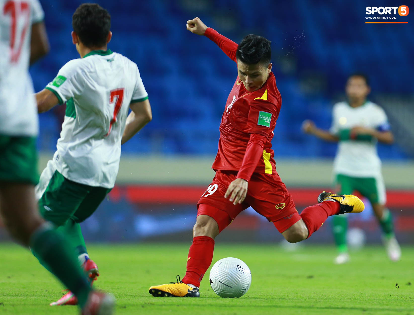 Những khoảnh khắc tuyệt đẹp của tuyển Việt Nam khiến người hâm mộ đổ rần rần-8
