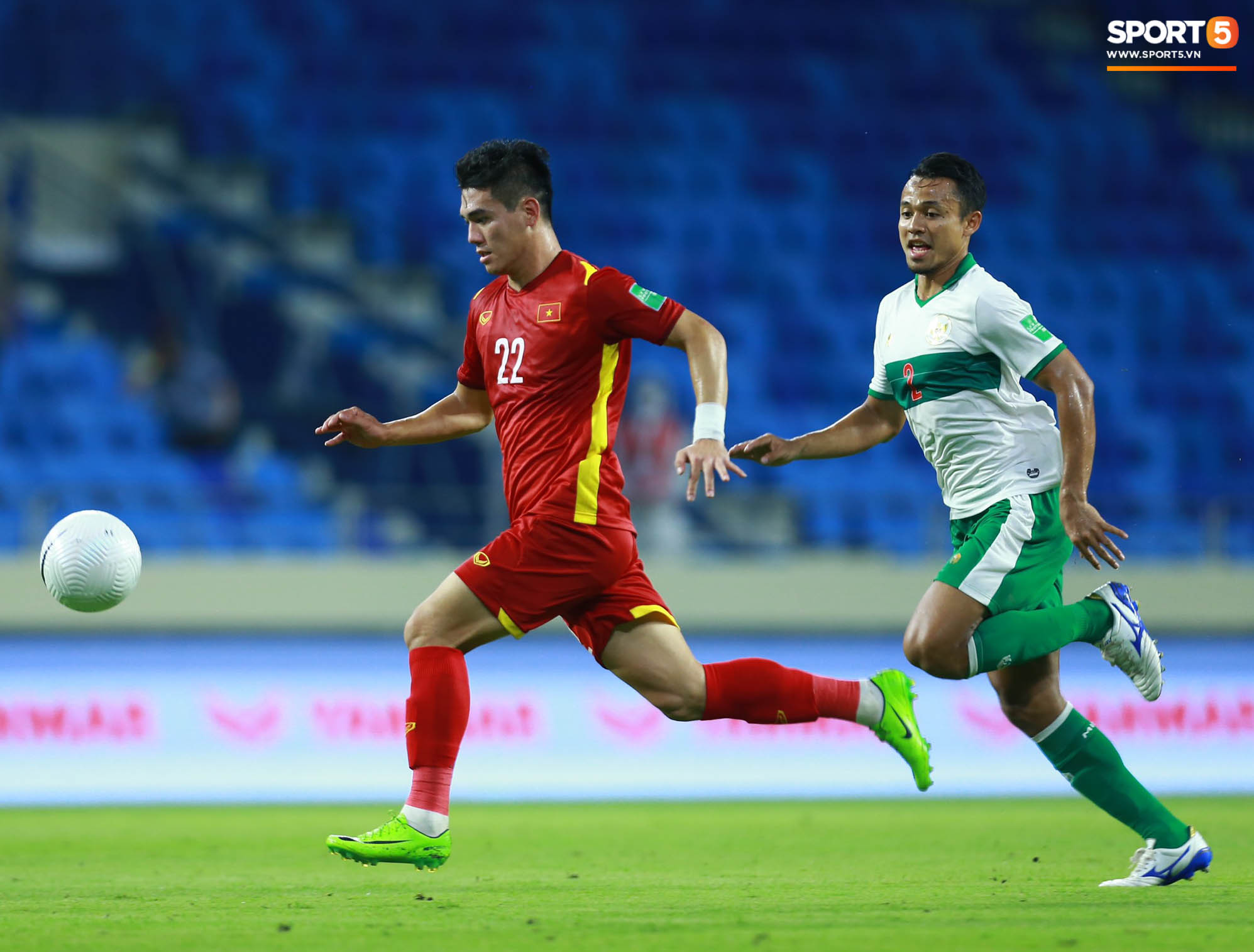 Những khoảnh khắc tuyệt đẹp của tuyển Việt Nam khiến người hâm mộ đổ rần rần-5