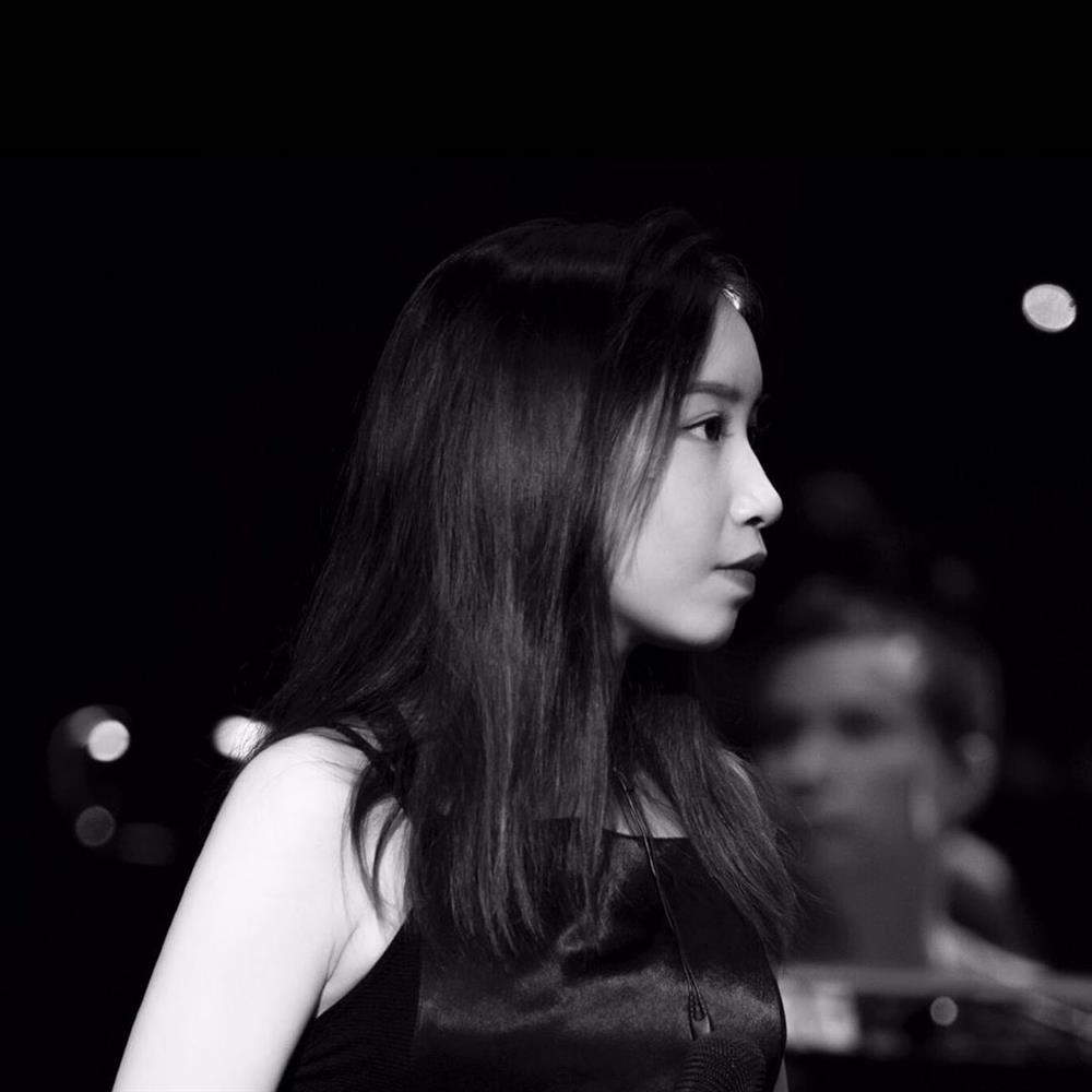 Thần thái của con gái Mỹ Linh quá xuất sắc: Để tóc nào cũng đẹp, kiểu khó nhằn đến mấy cũng cân được tuốt-2