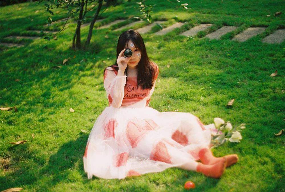 Thần thái của con gái Mỹ Linh quá xuất sắc: Để tóc nào cũng đẹp, kiểu khó nhằn đến mấy cũng cân được tuốt-4